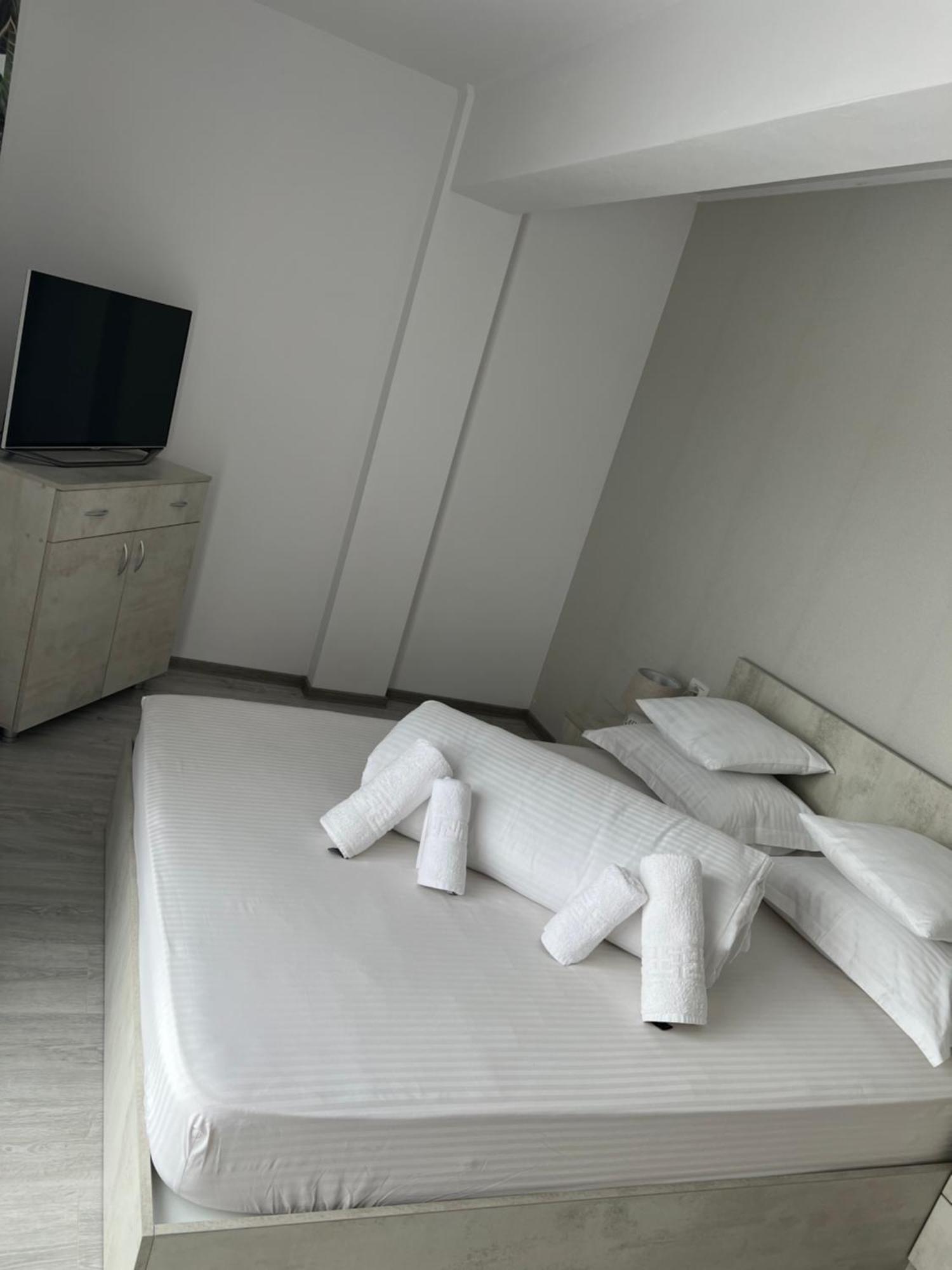 Apartament Anais Alba Iulia Exterior photo